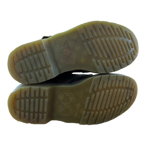 Dr Martens Triumph 1460 Dark Brown with strap and buckle size 7 ladies - Picture 11 of 12